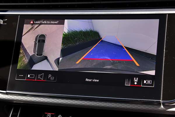 2024 Audi SQ8 TFSI F1