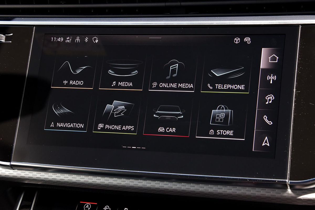2024 Audi SQ8 TFSI F1