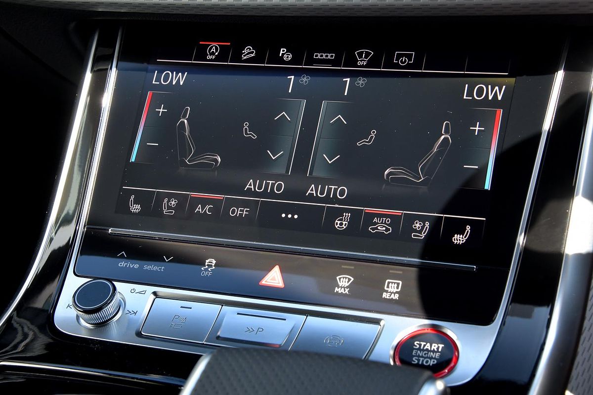 2024 Audi SQ8 TFSI F1