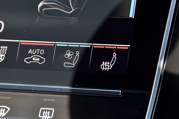 2024 Audi SQ8 TFSI F1