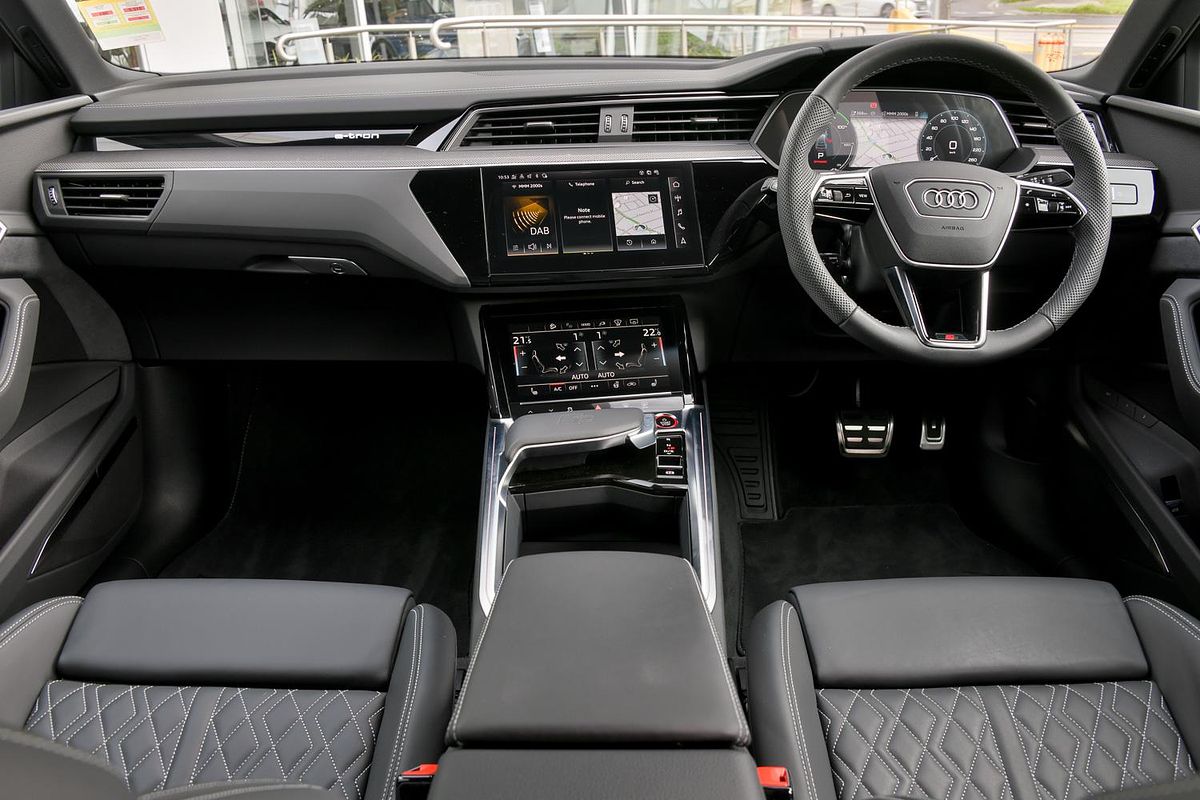 2024 Audi SQ8 e-tron GE