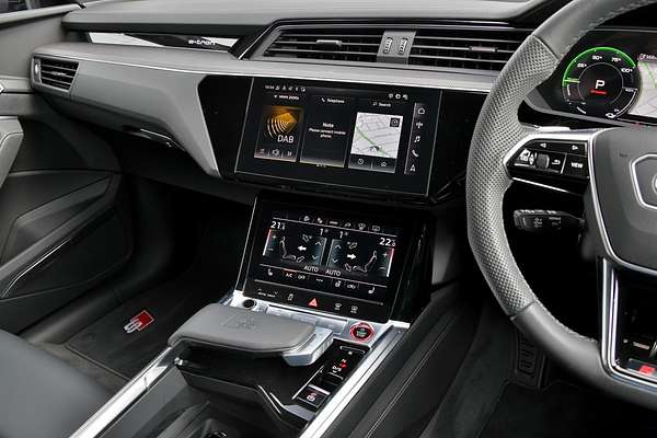 2024 Audi SQ8 e-tron GE
