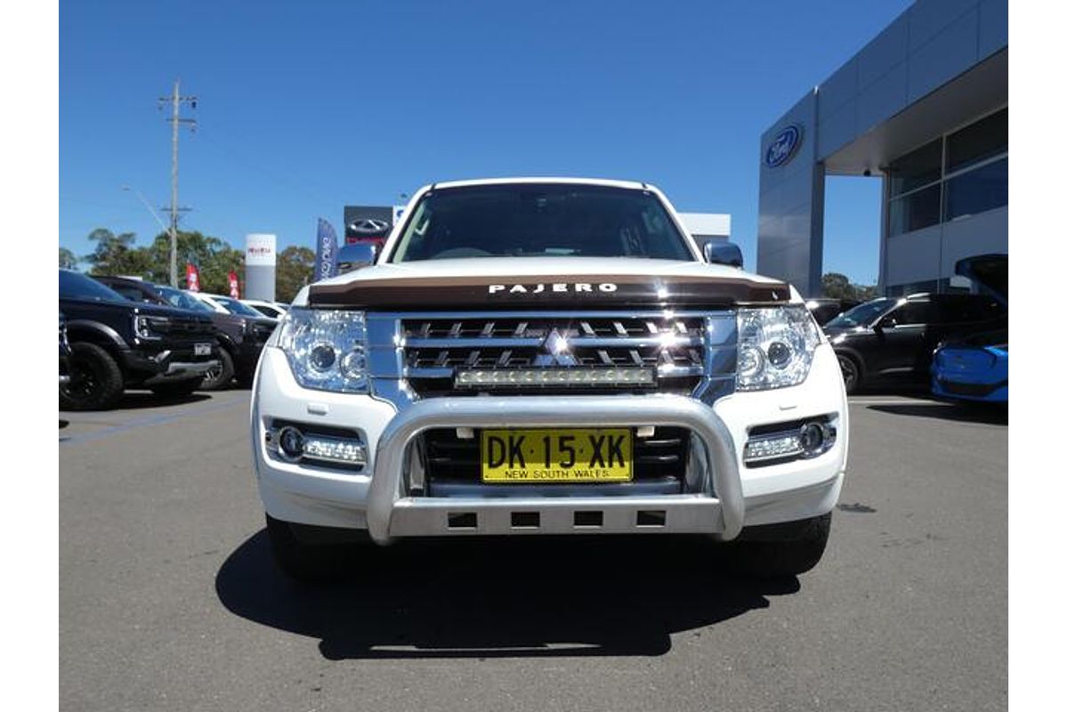 2017 Mitsubishi Pajero Exceed NX