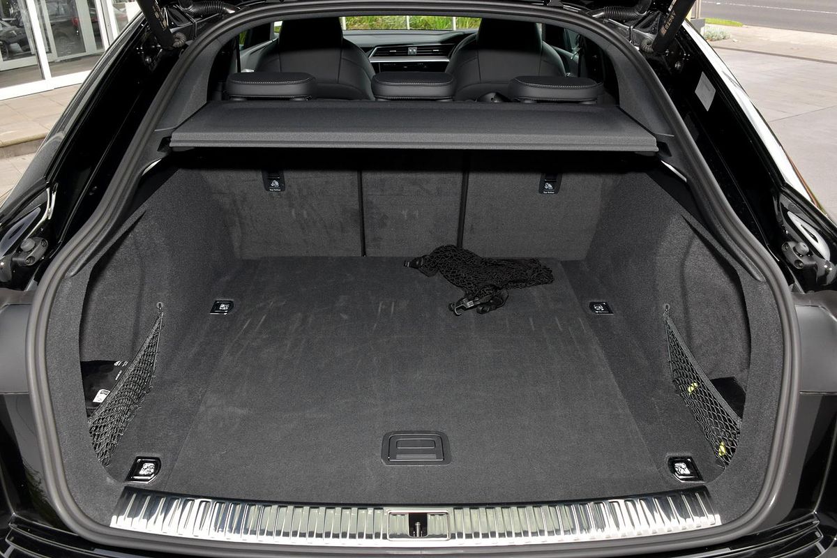 2024 Audi SQ8 e-tron GE
