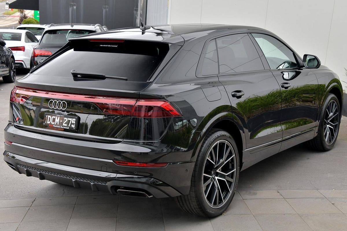 2024 Audi Q8 55 TFSI S line F1