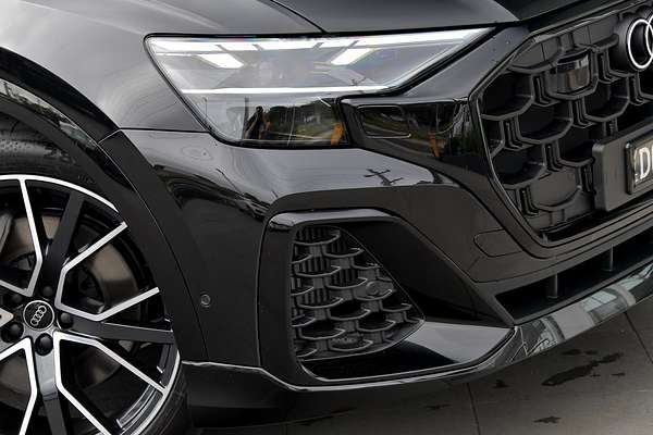 2024 Audi Q8 55 TFSI S line F1