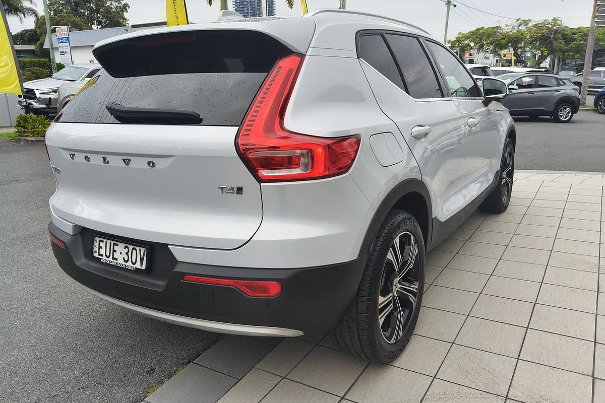 2022 Volvo XC40 T4 Inscription