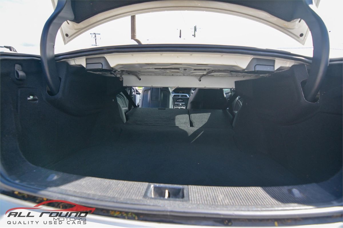 2012 Mercedes-Benz C350 BE W204 MY12