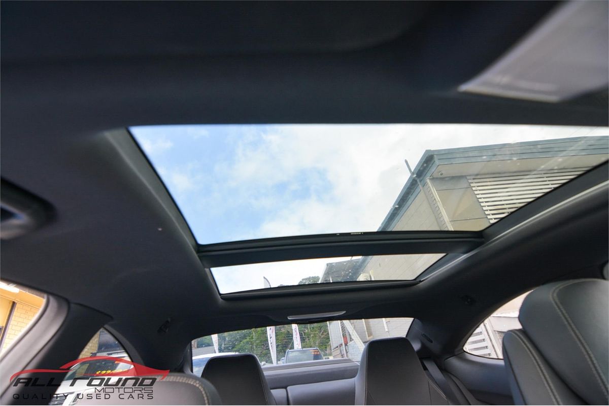 2012 Mercedes-Benz C350 BE W204 MY12
