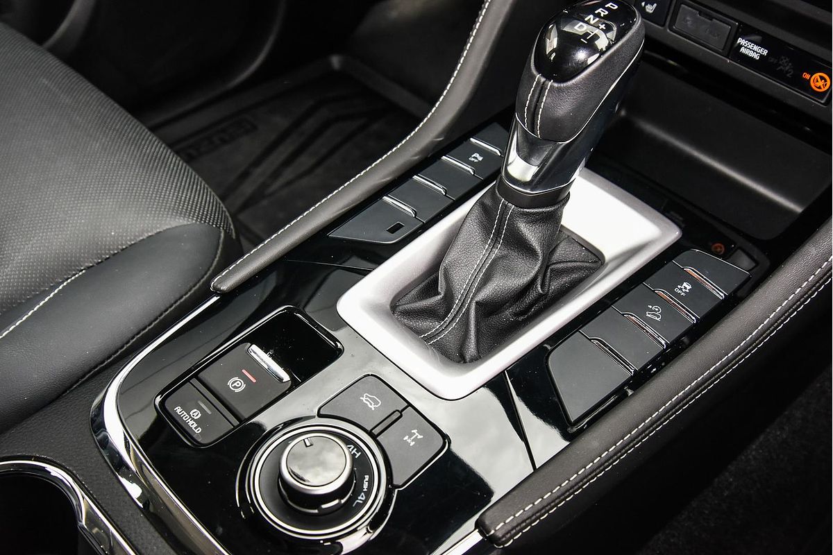 2024 Isuzu MU-X LS-T