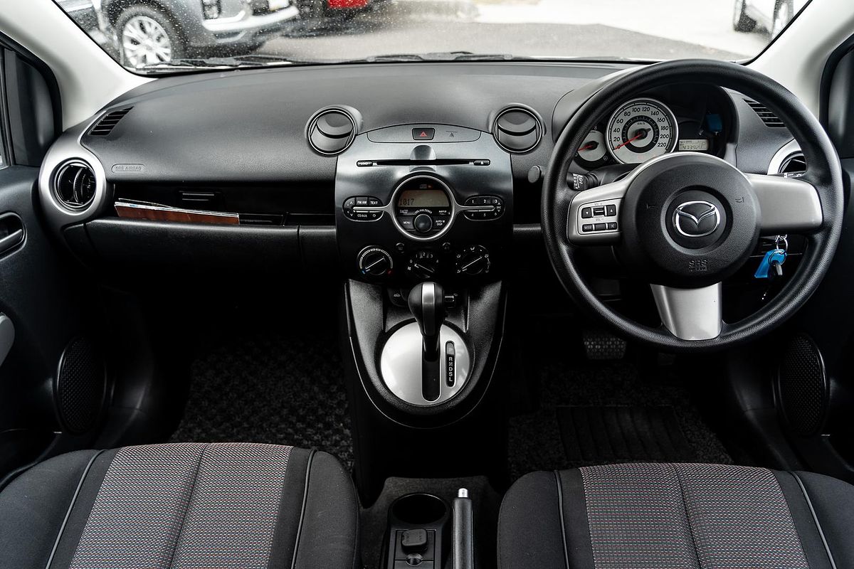 2010 Mazda 2 Maxx DE Series 1