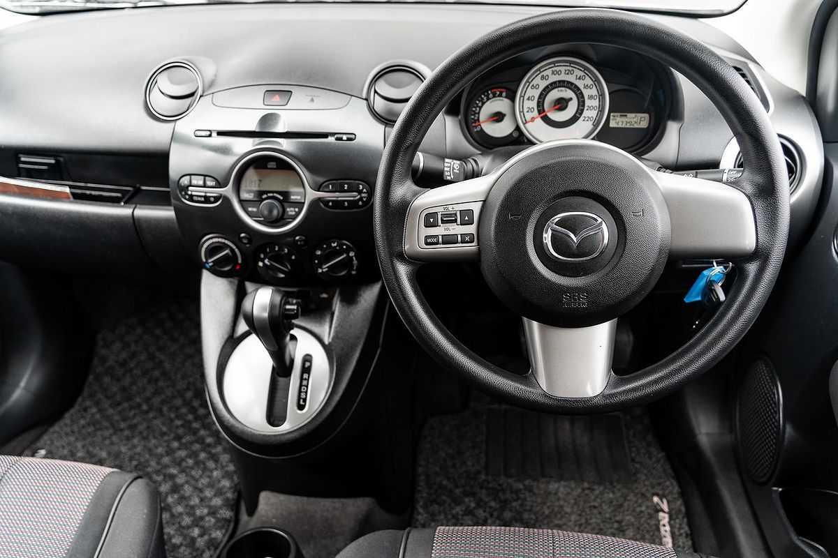 2010 Mazda 2 Maxx DE Series 1