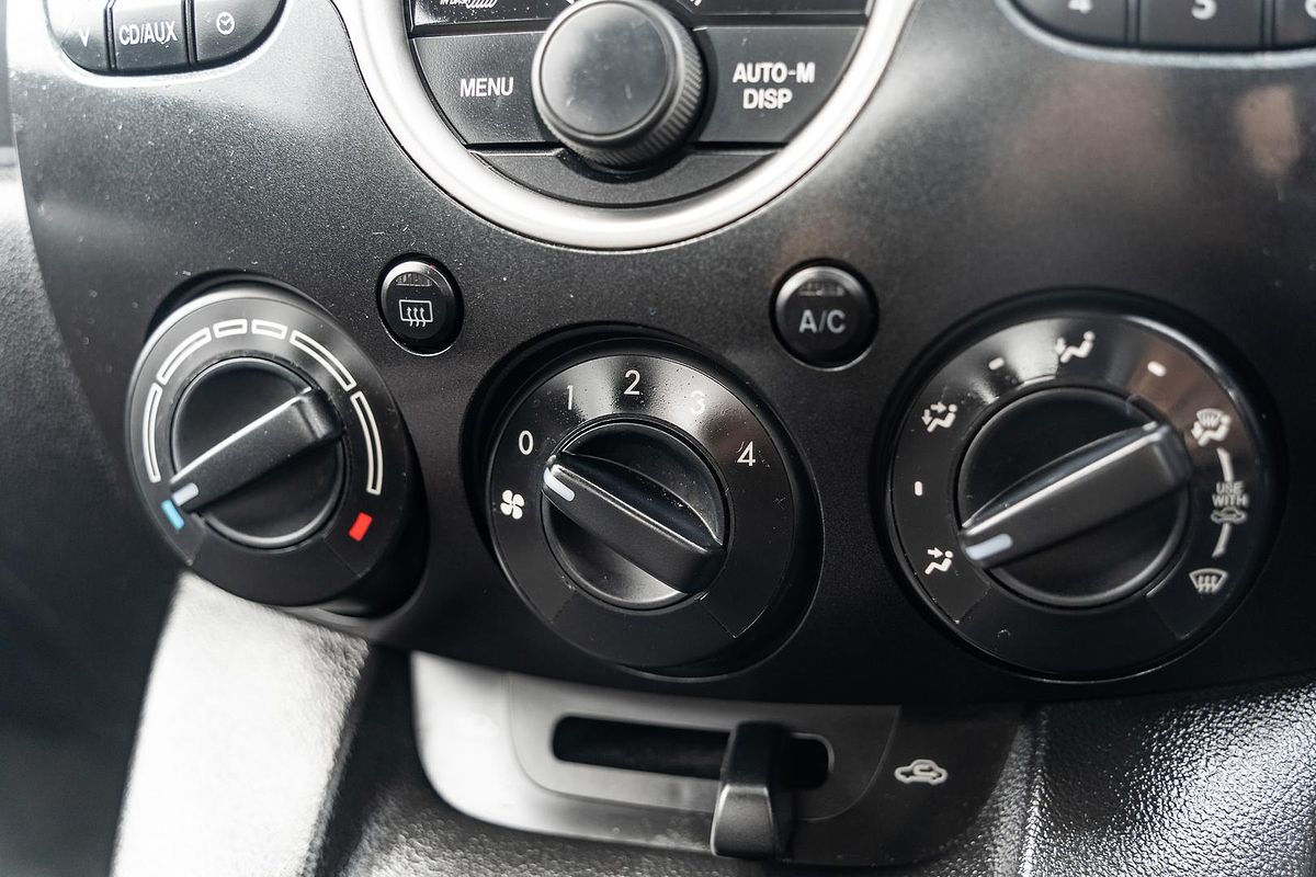 2010 Mazda 2 Maxx DE Series 1