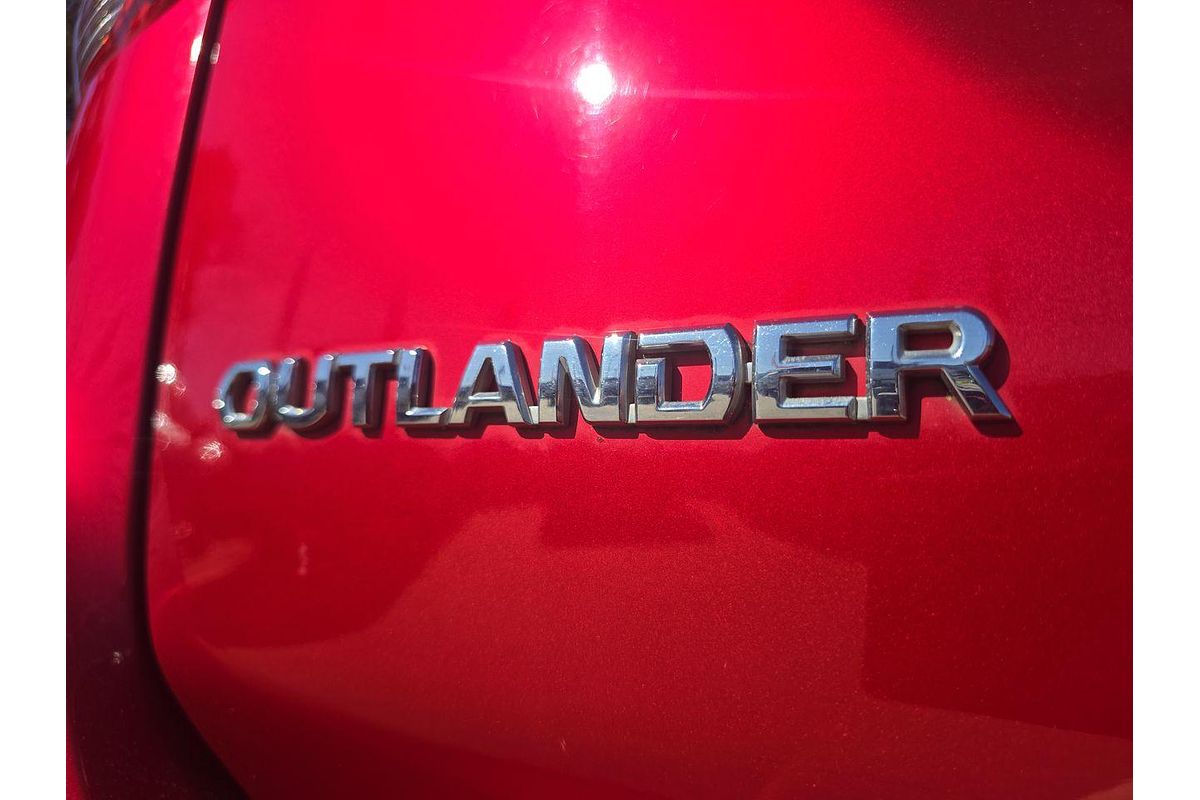 2019 Mitsubishi Outlander ES ADAS ZL