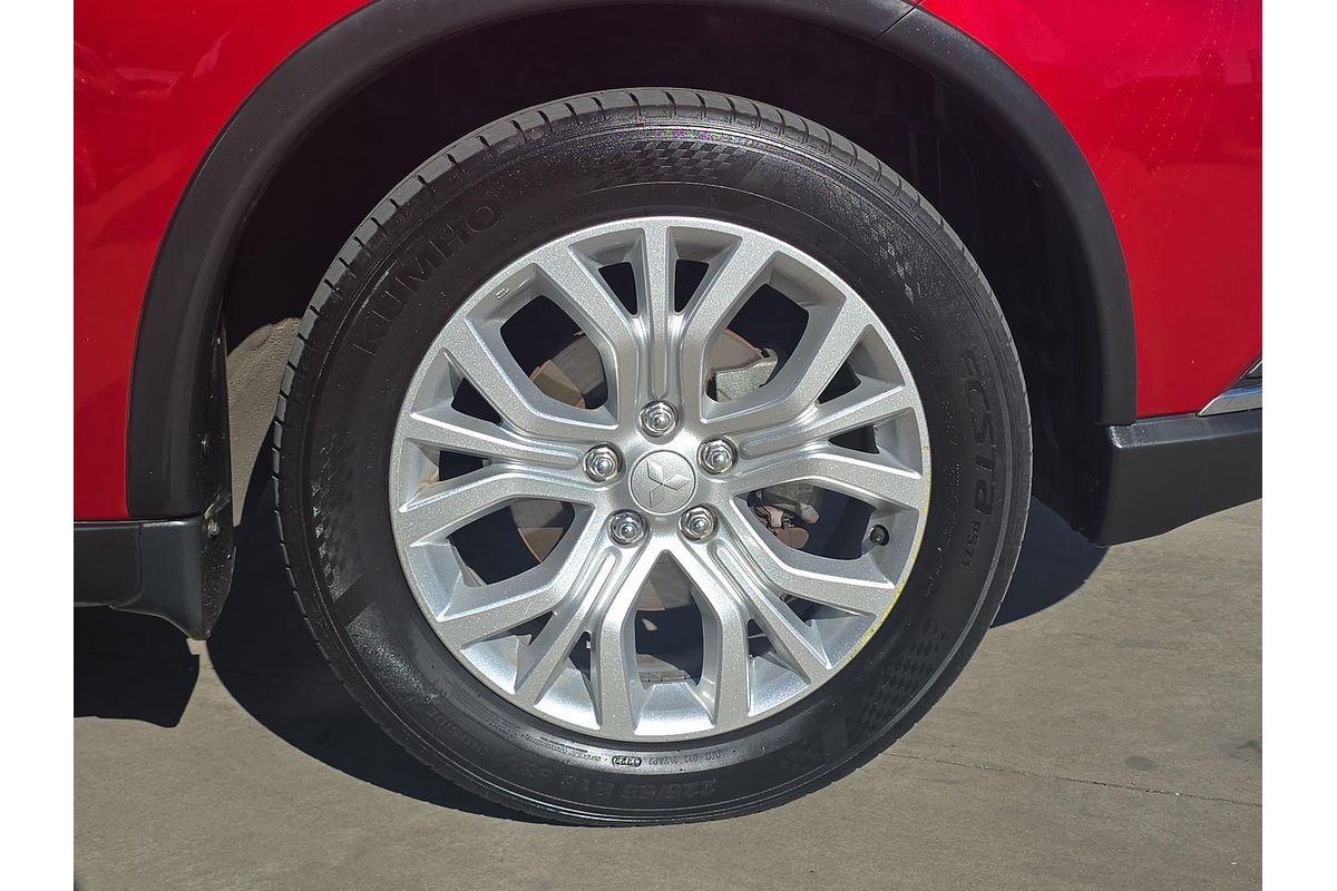 2019 Mitsubishi Outlander ES ADAS ZL