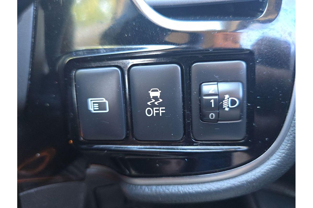 2019 Mitsubishi Outlander ES ADAS ZL