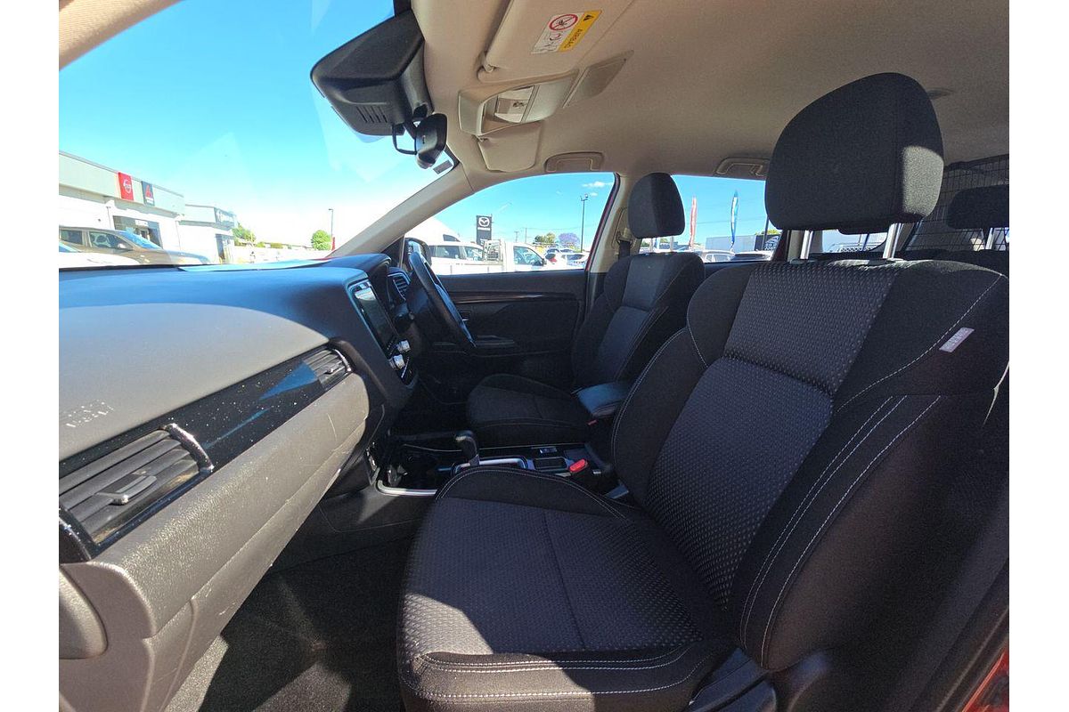 2019 Mitsubishi Outlander ES ADAS ZL