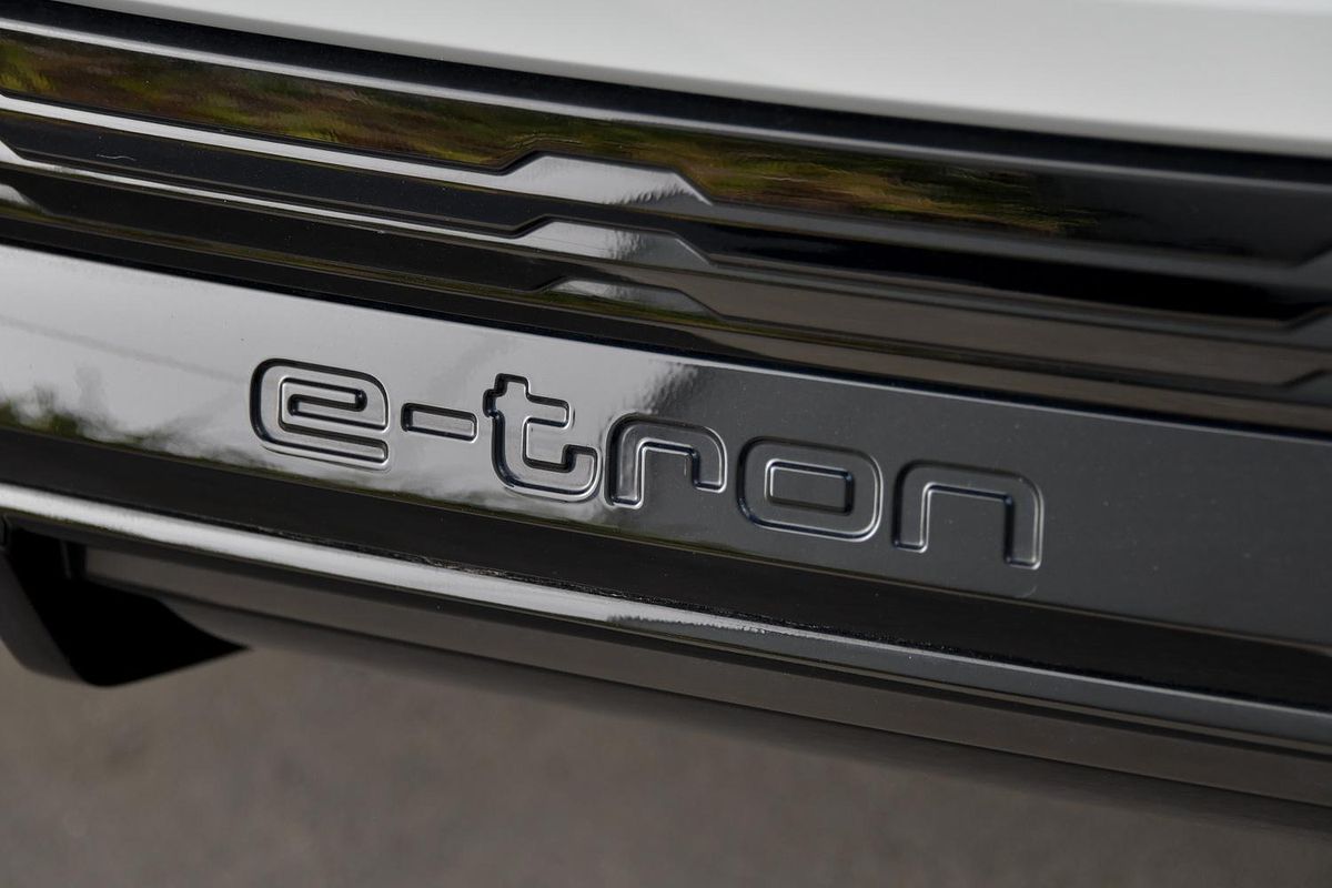 2023 Audi Q8 e-tron 55 Launch Edition GE