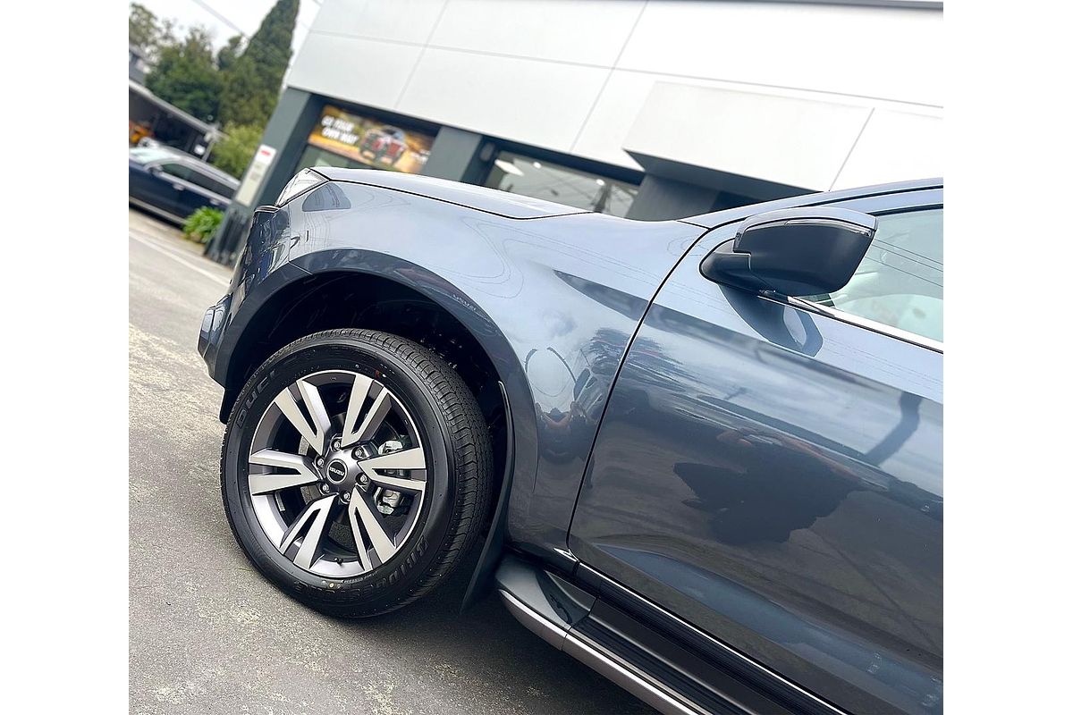 2024 Isuzu MU-X LS-T