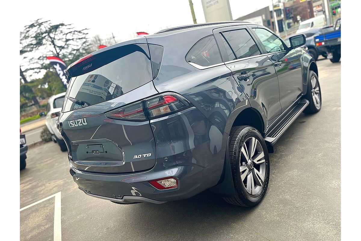 2024 Isuzu MU-X LS-T