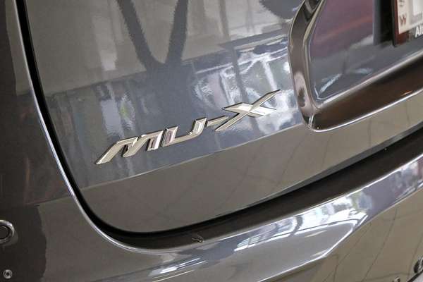 2024 Isuzu MU-X LS-T