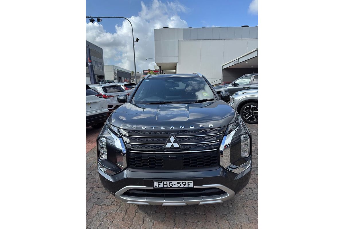 2024 Mitsubishi Outlander Exceed Tourer ZM