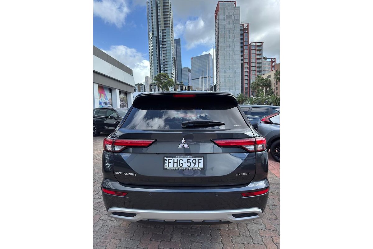 2024 Mitsubishi Outlander Exceed Tourer ZM