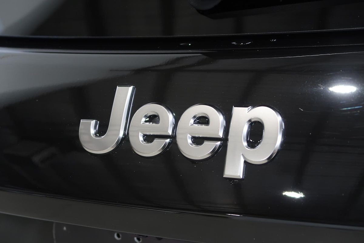 2024 Jeep Avenger Summit JJ