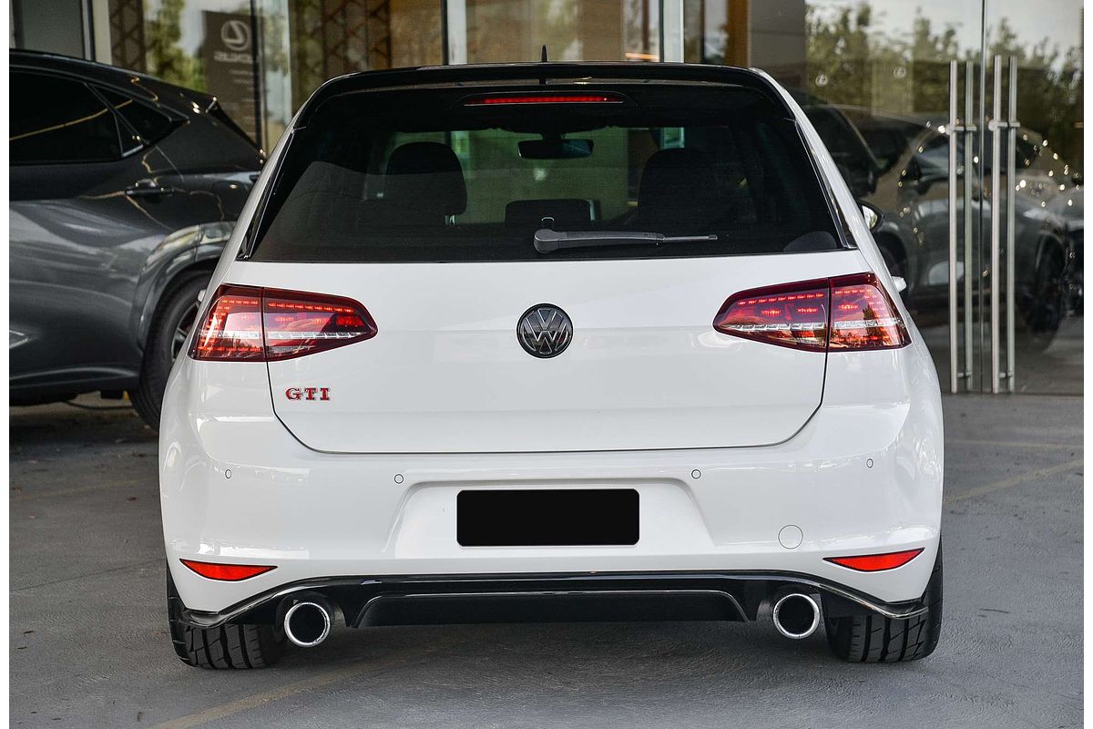 2016 Volkswagen Golf GTI 40 Years 7
