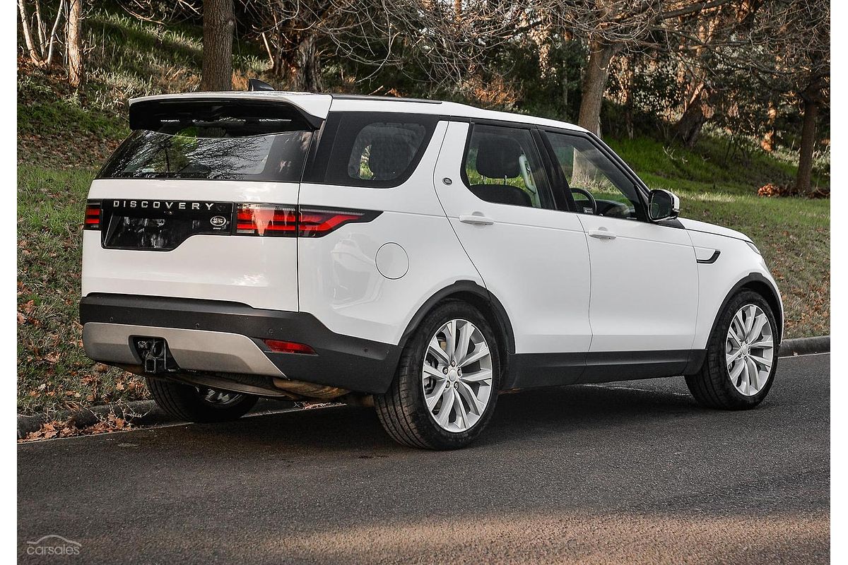 2021 Land Rover Discovery D300 SE Series 5