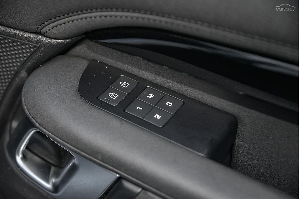 2021 Land Rover Discovery D300 SE Series 5