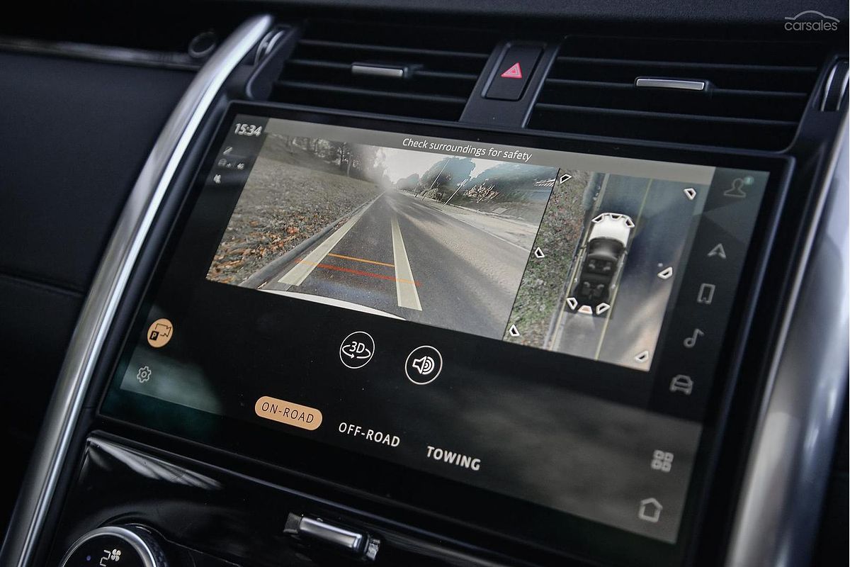 2021 Land Rover Discovery D300 SE Series 5