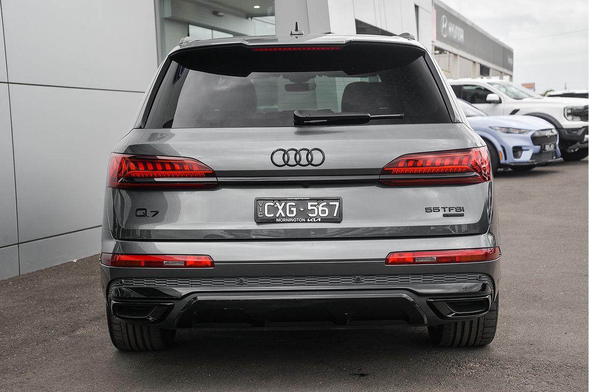2023 Audi Q7 55 TFSI S line 4M