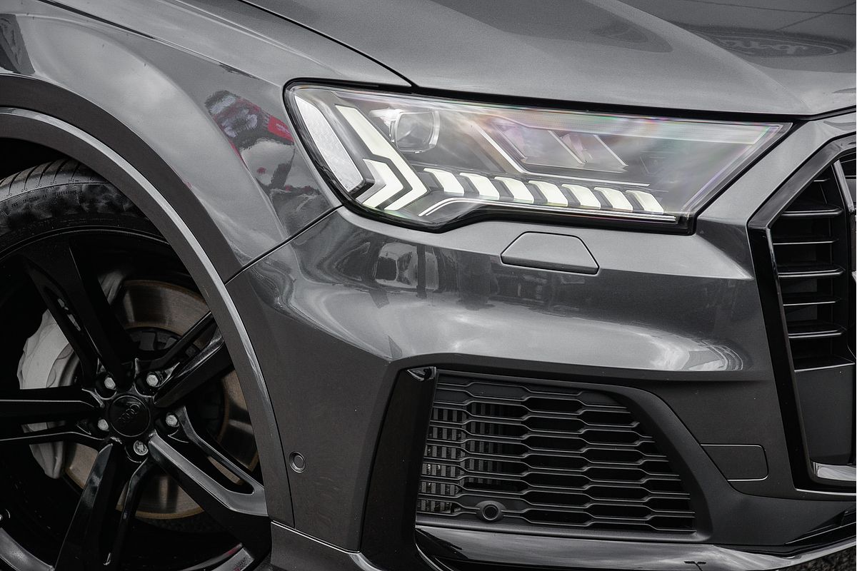 2023 Audi Q7 55 TFSI S line 4M