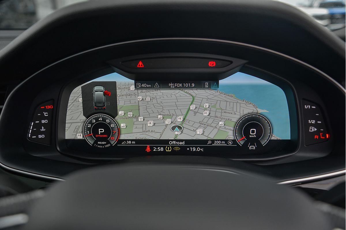 2023 Audi Q7 55 TFSI S line 4M