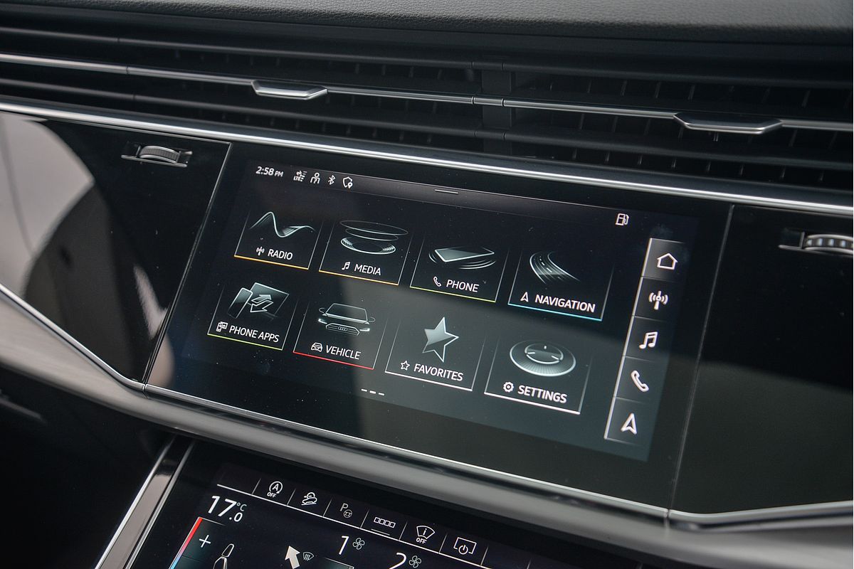 2023 Audi Q7 55 TFSI S line 4M