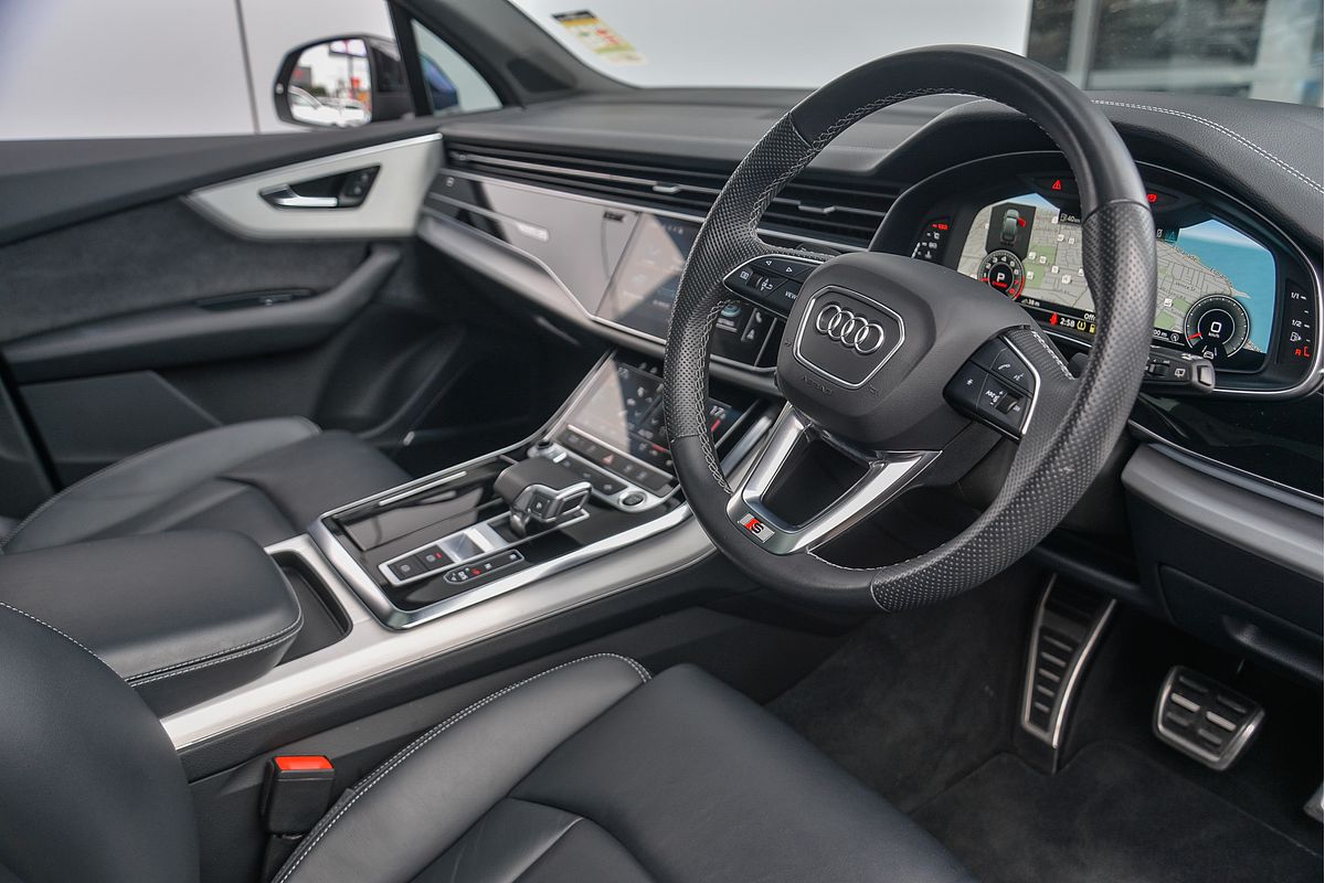 2023 Audi Q7 55 TFSI S line 4M