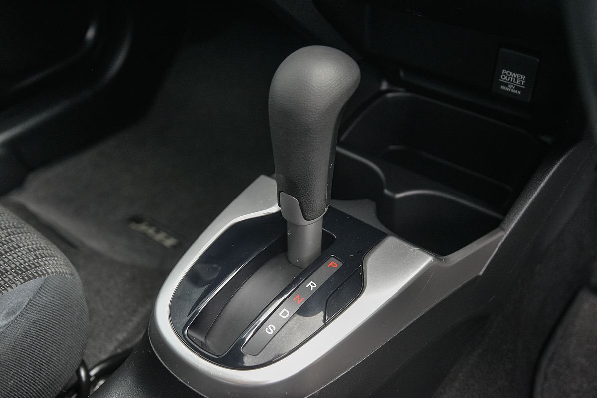 2017 Honda Jazz VTI GF