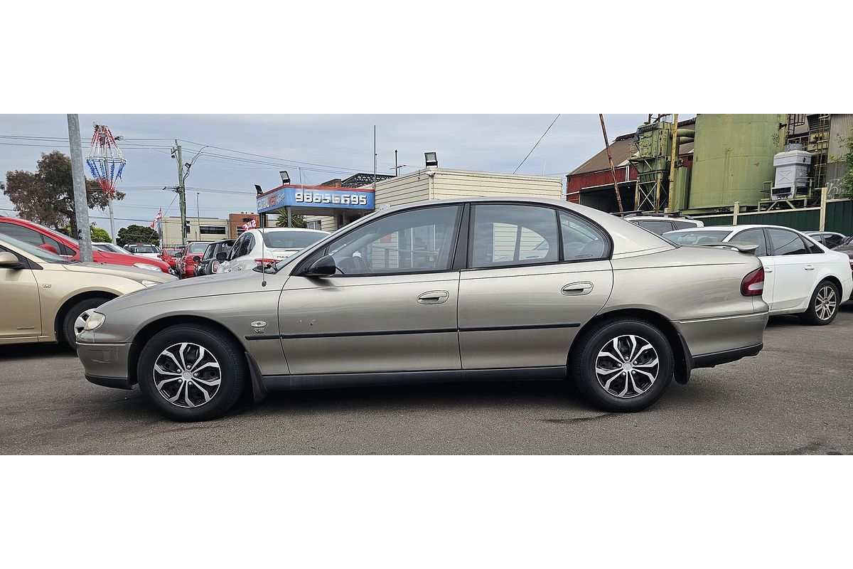 2000 Holden Commodore Executive VT II