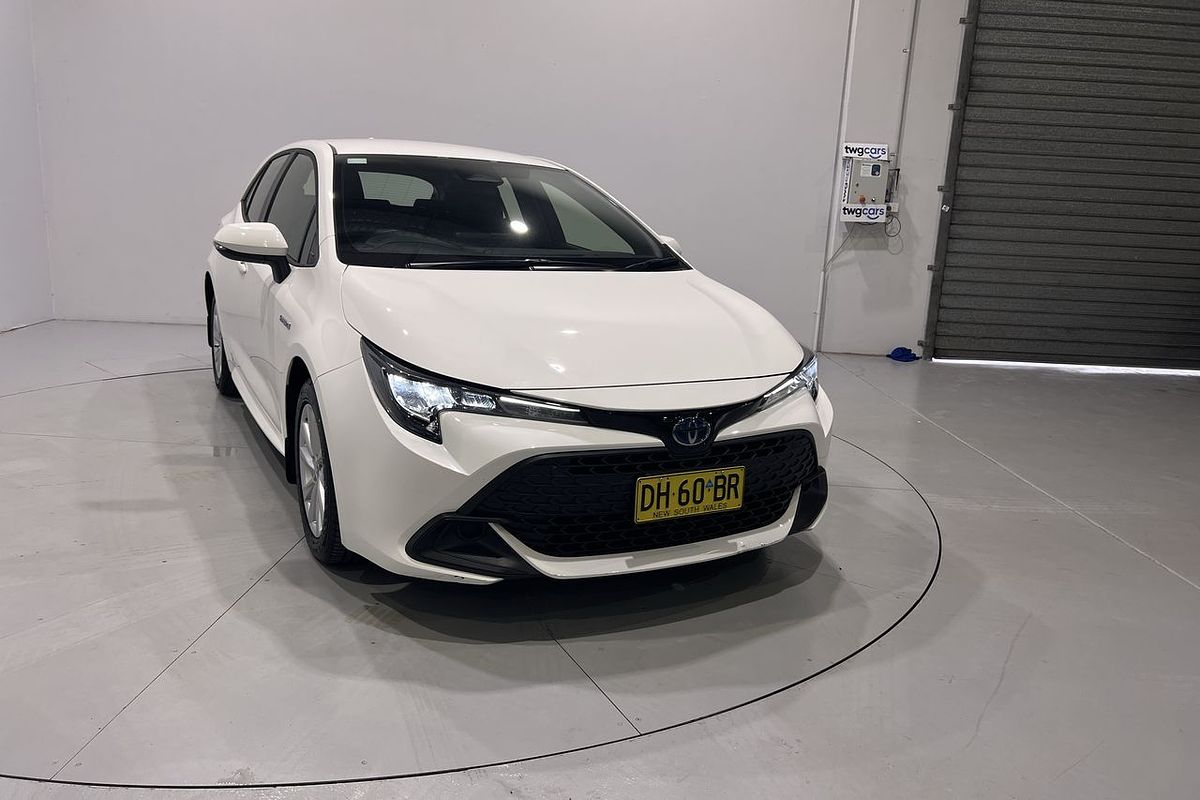 SOLD 2023 Toyota Corolla Ascent Sport Hybrid in WHITE | Used Hatch ...