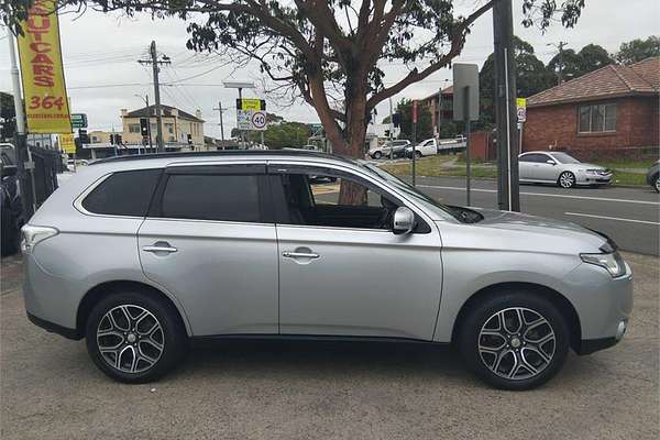 2014 Mitsubishi Outlander Aspire ZJ