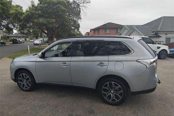 2014 Mitsubishi Outlander Aspire ZJ