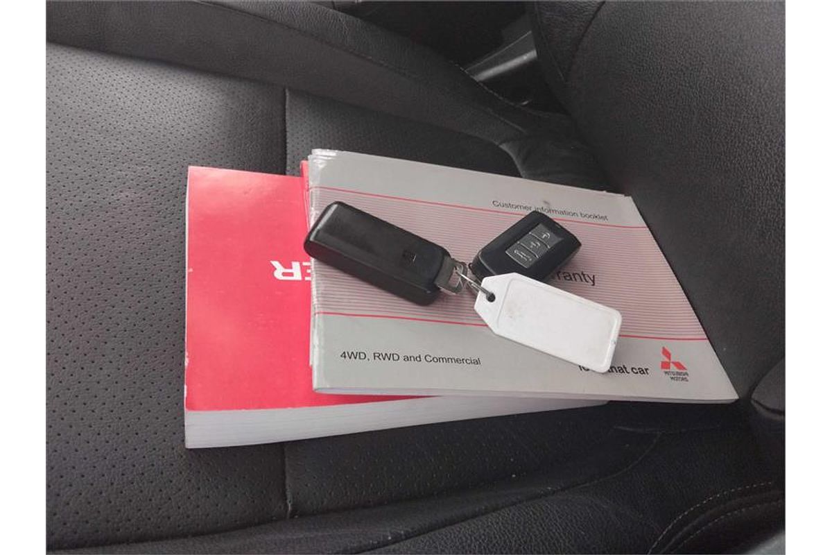 2014 Mitsubishi Outlander Aspire ZJ