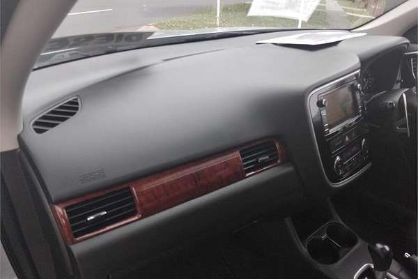 2014 Mitsubishi Outlander Aspire ZJ