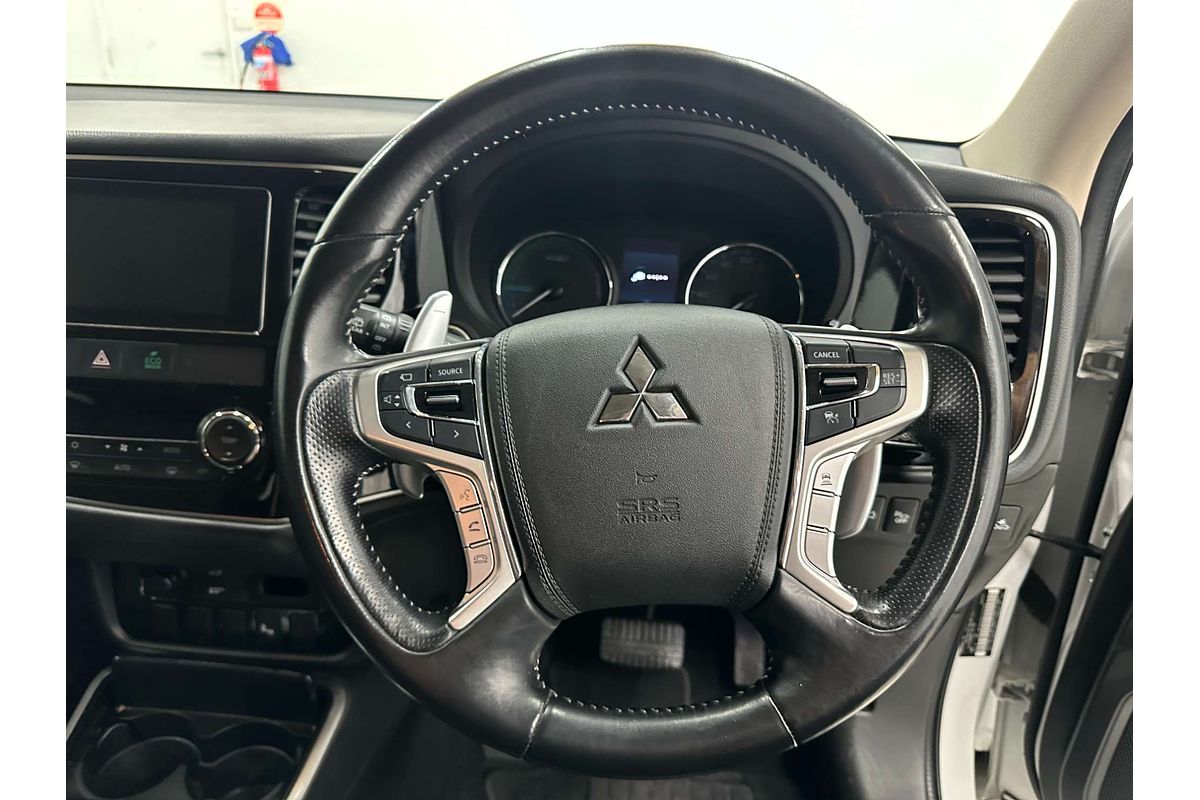 2018 Mitsubishi Outlander PHEV Exceed ZK