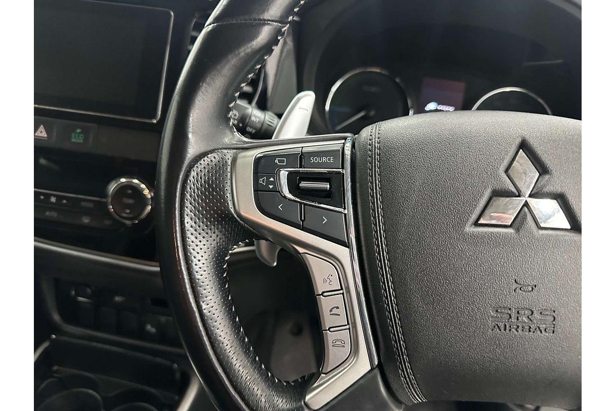 2018 Mitsubishi Outlander PHEV Exceed ZK
