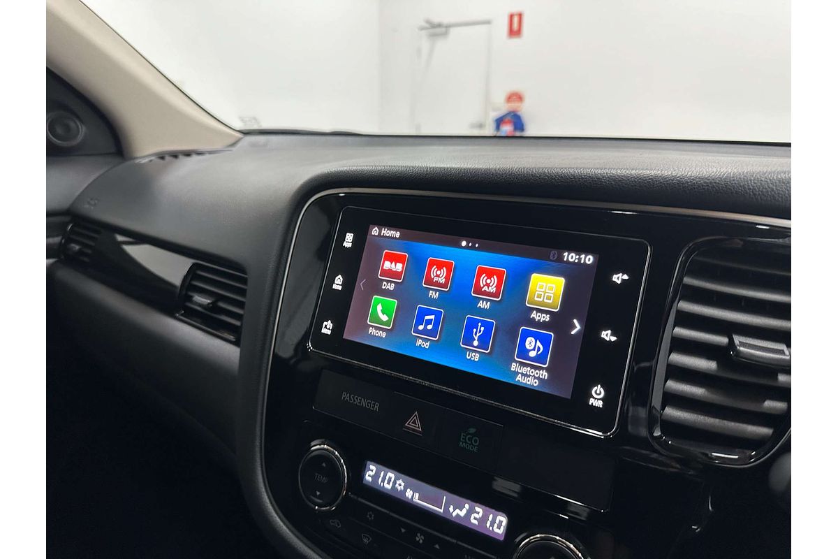 2018 Mitsubishi Outlander PHEV Exceed ZK