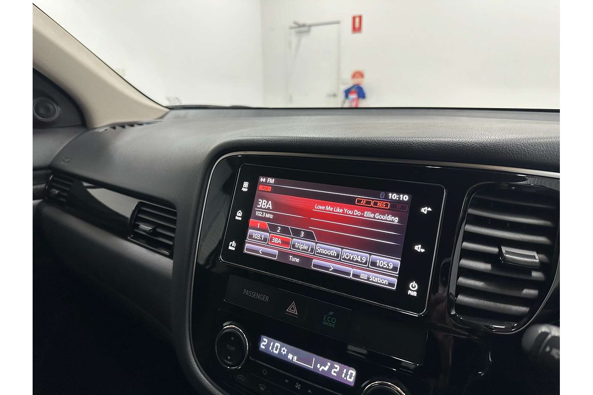 2018 Mitsubishi Outlander PHEV Exceed ZK