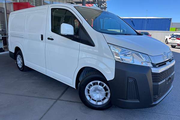 2024 Toyota Hiace GDH300R