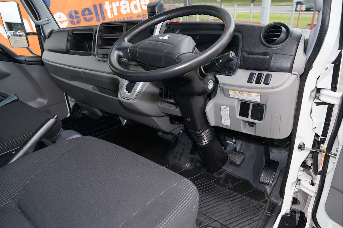 2022 Fuso Canter 515 4x2 SWB